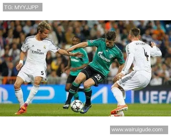 西甲联赛球票现场购买渠道与攻略：如何购买到心仪的票